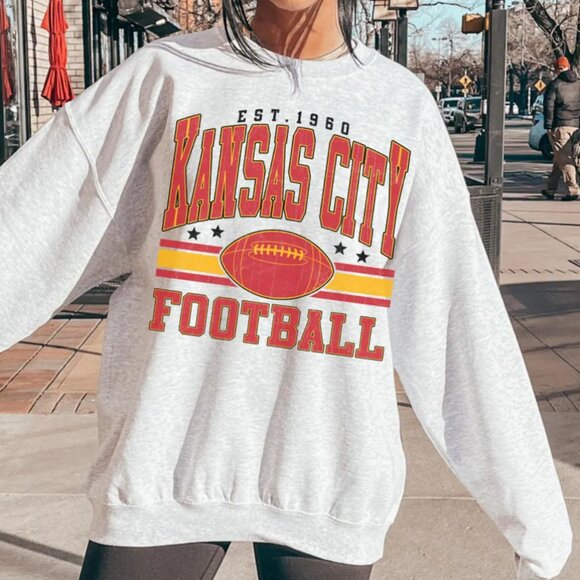 Kansas City Chiefs Sweatshirt, Kansas City Chiefs 1960 Football Shirt Sweater - Picture 1 of 3